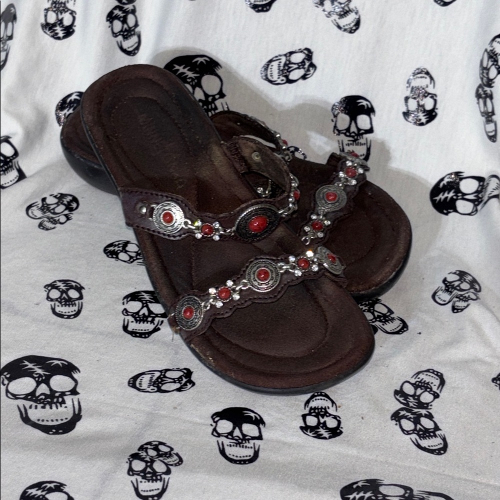 Minnetonka Women's Rhinestone Pearl Silver Strappy Leather Slide Sandals Size 5
